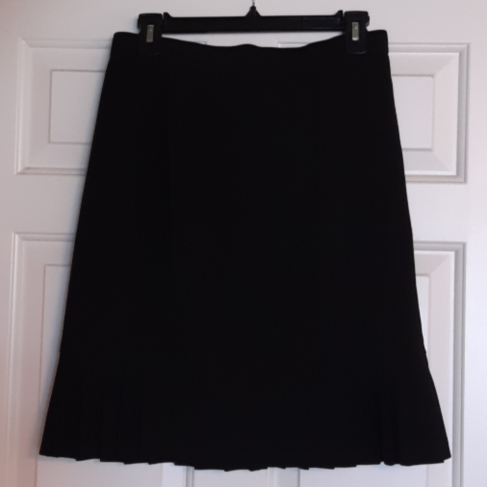 East 5th Pleated Skirt